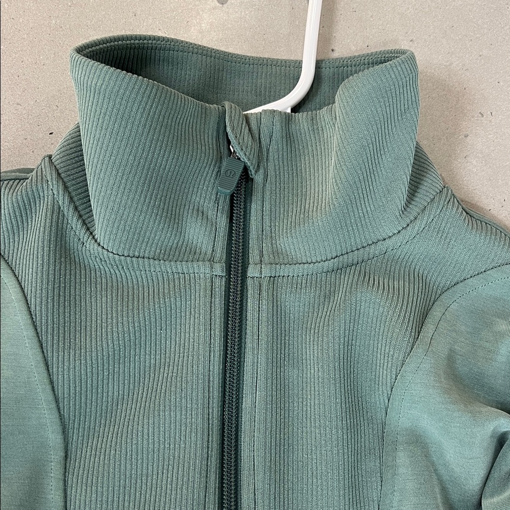 Lululemon half zip sweatshirt - Picture 6 of 12
